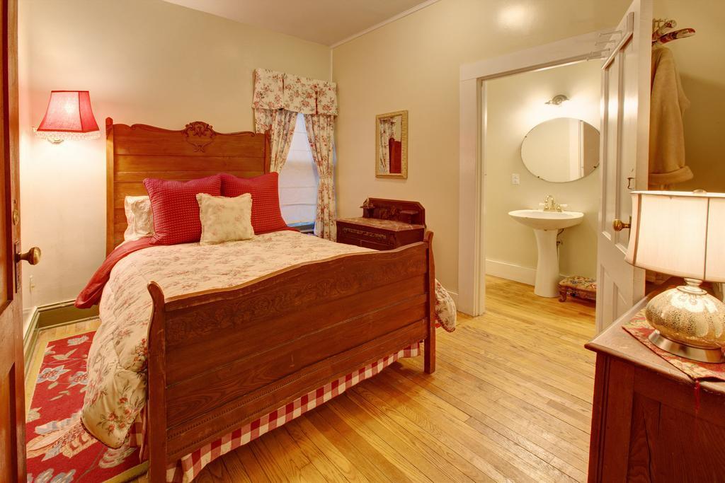 Margaretville Mountain Inn B&B Exteriér fotografie